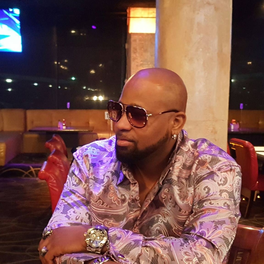 Meet your Posher, Robert